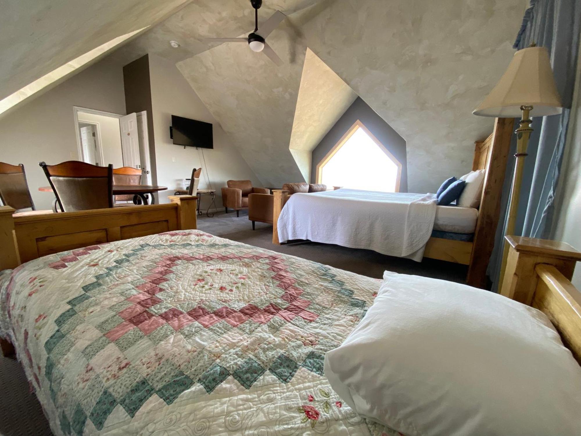 Skyridge Inn Торрі Екстер'єр фото
