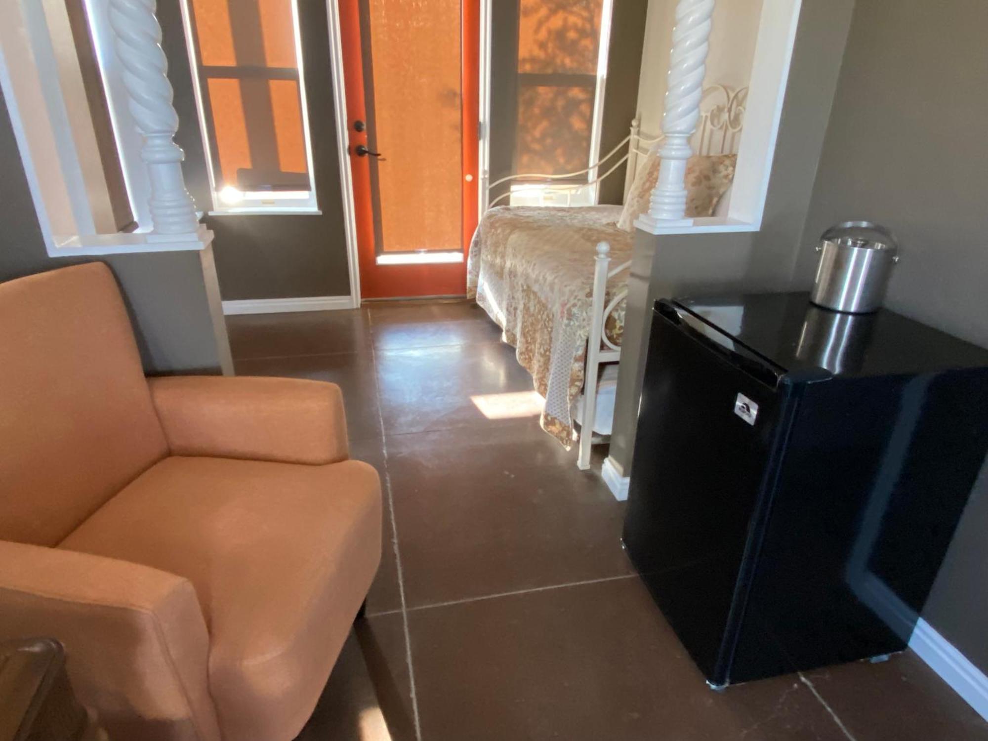 Skyridge Inn Торрі Екстер'єр фото