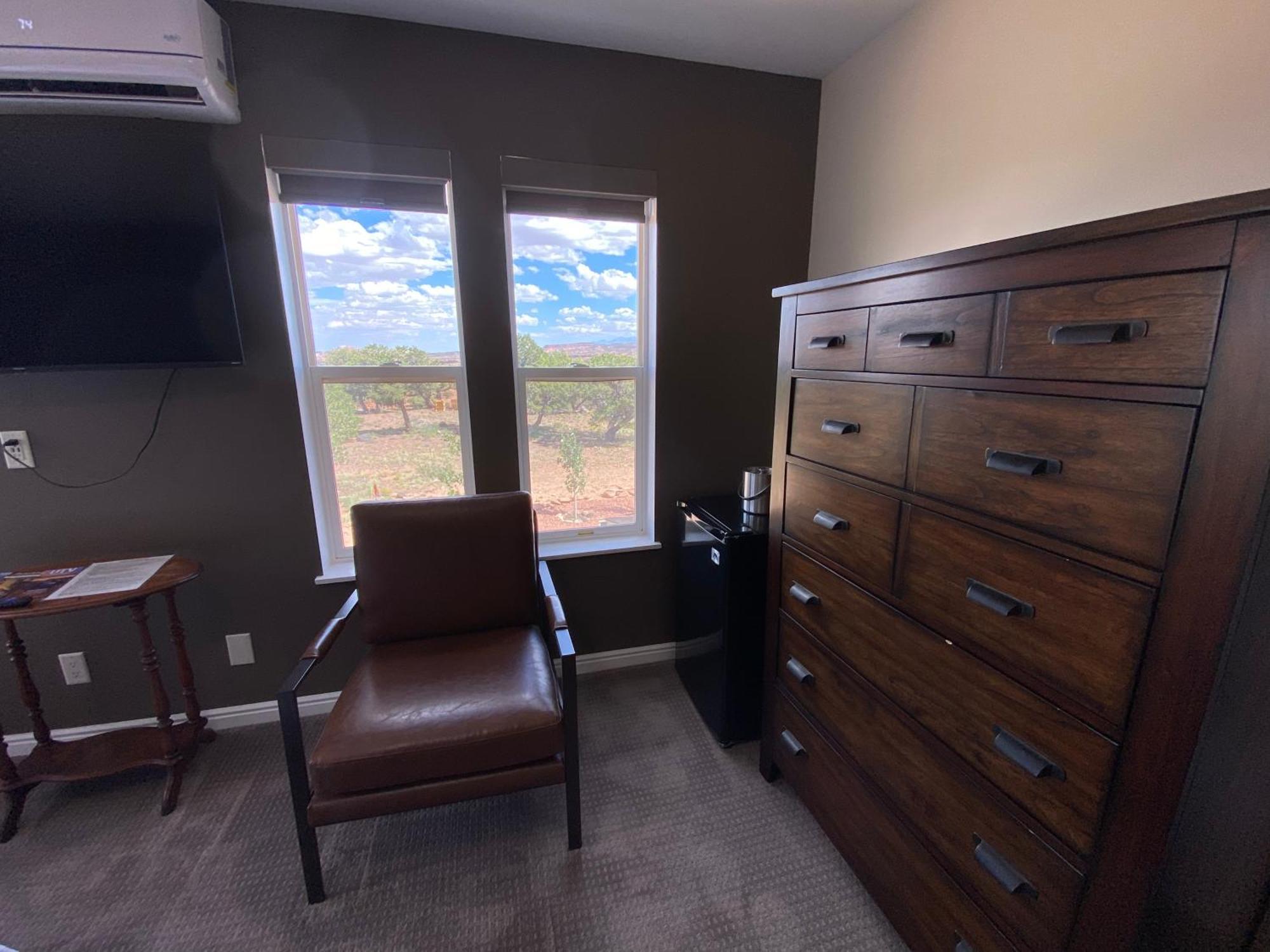 Skyridge Inn Торрі Екстер'єр фото